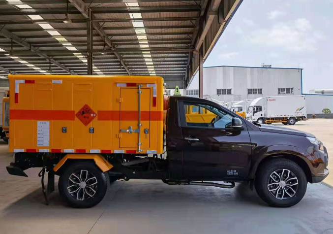 浉河爆破器材运输车的作用是什么