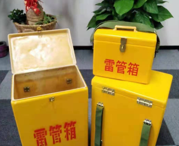 浉河玻璃钢雷管箱有哪些特点