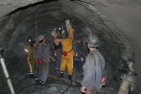 浉河工程爆破中的危险因素分析以及应对工程爆破危险的措施